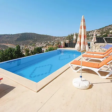 Villa Sleeps 6 Air Con Wifi *